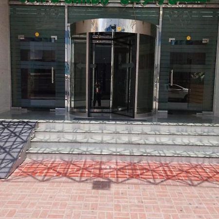 Sun & Sands Hotel Llc Dubai Bagian luar foto